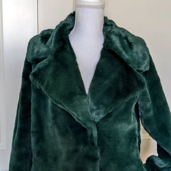 BCBGMAXAZRIA Luxurious Green Faux Rabbit Fur Teddy Coat Mob Wife - Picture 10 of 17